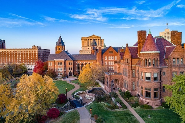 UMSL building